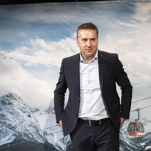 Berno Stoffel, Direktor Seilbahnen Schweiz, spricht an der Wintermedienkonferenz der Schweizer Tourismusbranche am Montag, 23. November 2020 in Zuerich. Die Direktoren von Seilbahnen Schweiz, HotellerieSuisse, GastroSuisse und Swiss Snowsports zeigen ihre Umsetzungen der Schutzkonzepte und die neue Winterkampage "My First Time". (KEYSTONE/Ennio Leanza)