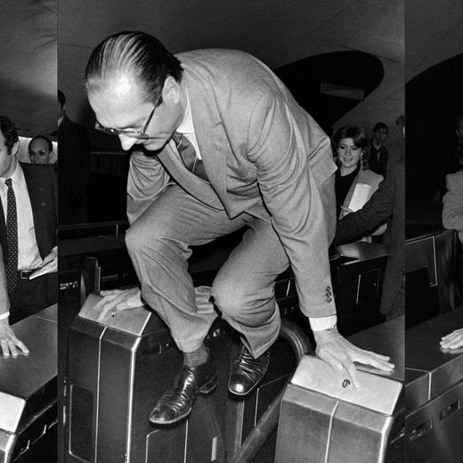 (COMBO) This combination of pictures created on September 27, 2019 shows then mayor of Paris Jacques Chirac jumping a gate of the Paris metro as he came for the inauguration of an exhibition of modern art in the Auber RER station on December 5, 1980. Chirac, French president from 1995 to 2007, died on September 26, 2019 aged 86 after a long period of ill health. (Photo by JEAN-CLAUDE DELMAS / AFP)