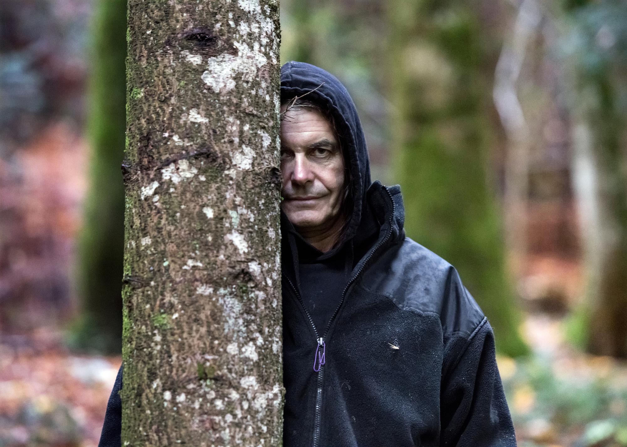 Portrait de Jean-Marc Landry, éthologue, spécialiste du loup, novembre 2023