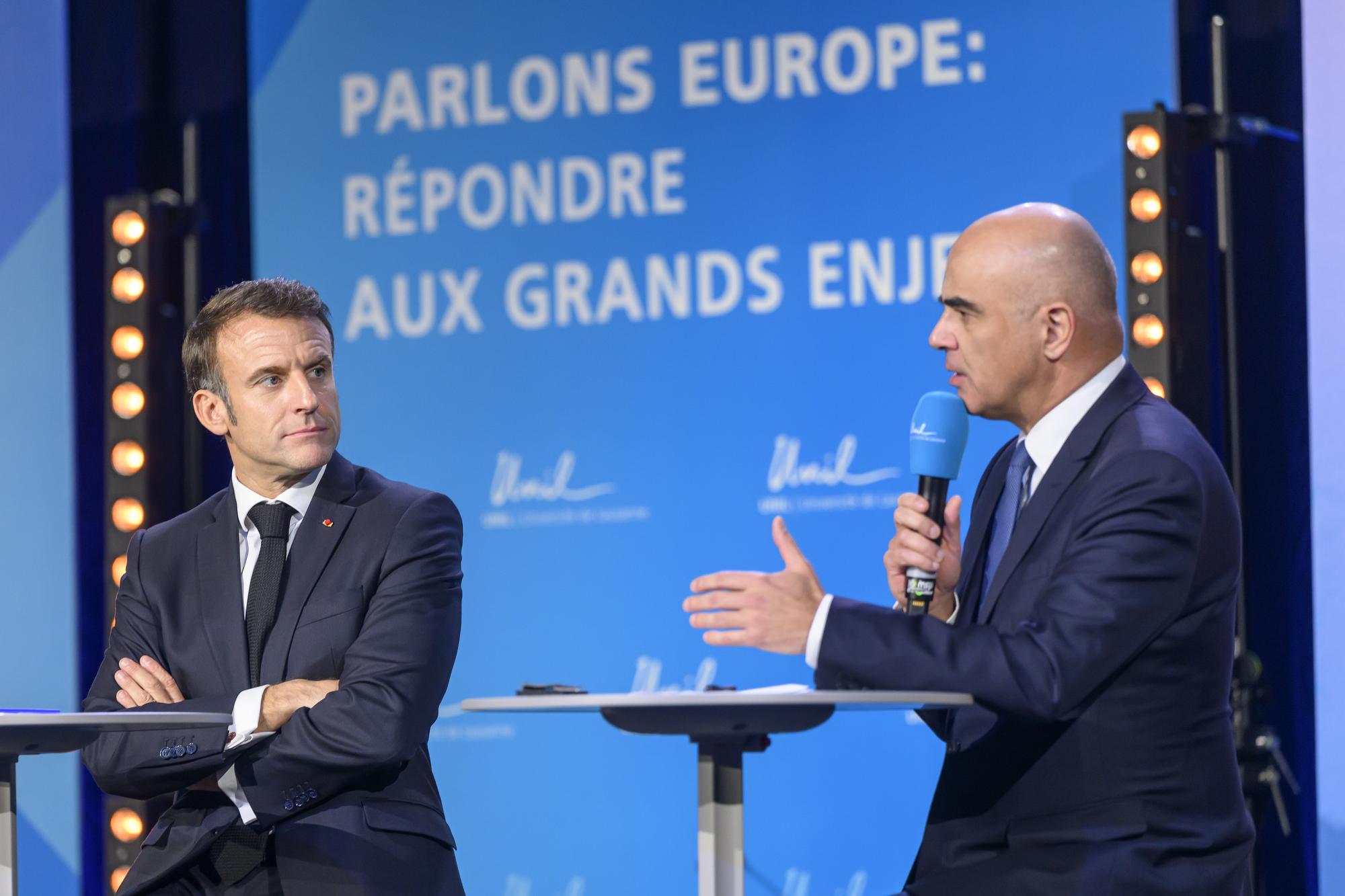 Emmanuel Macron et Alain Berset à l'UNIL ce jeudi.