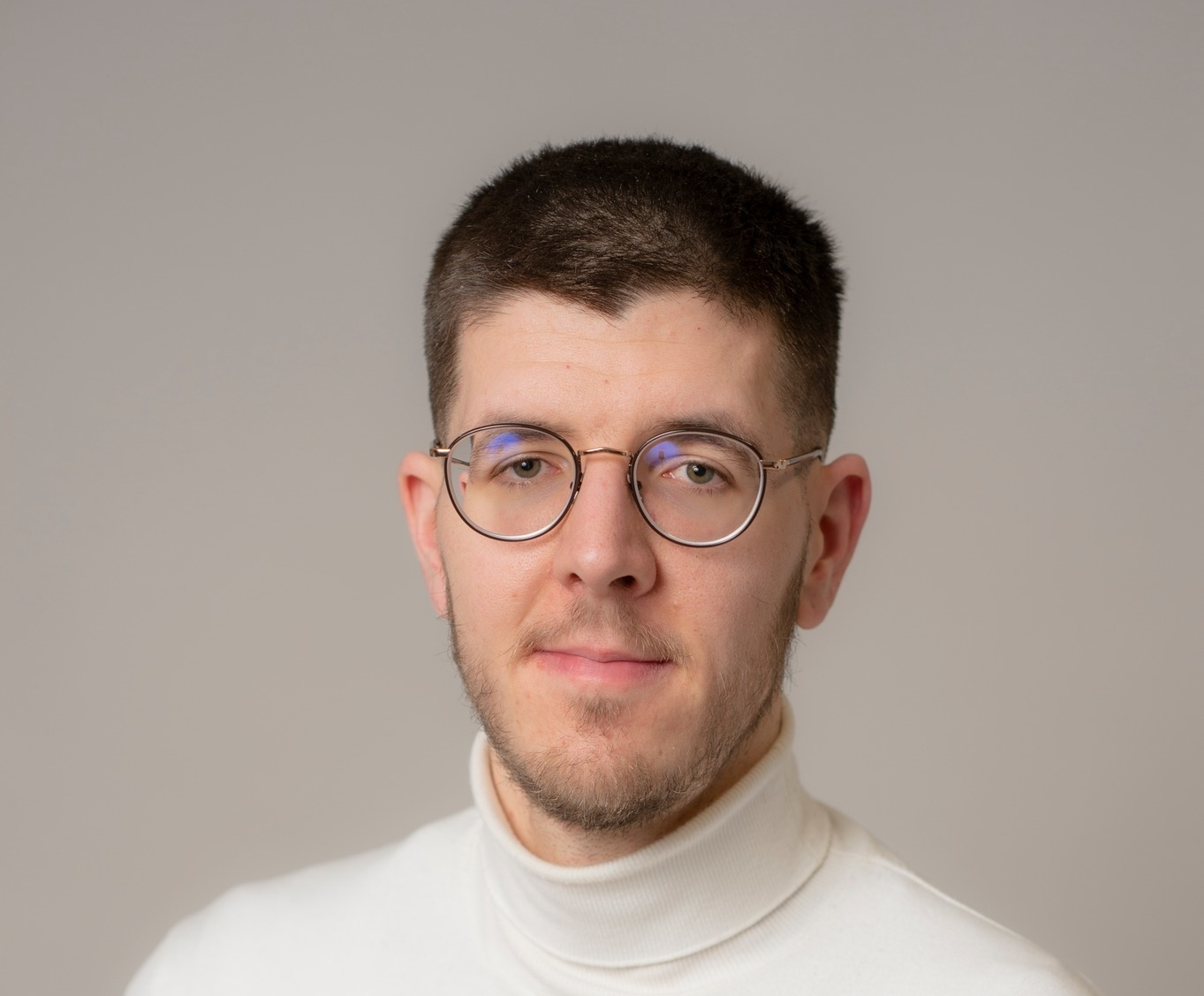 Portrait de l'auteur Grégoire Barbey