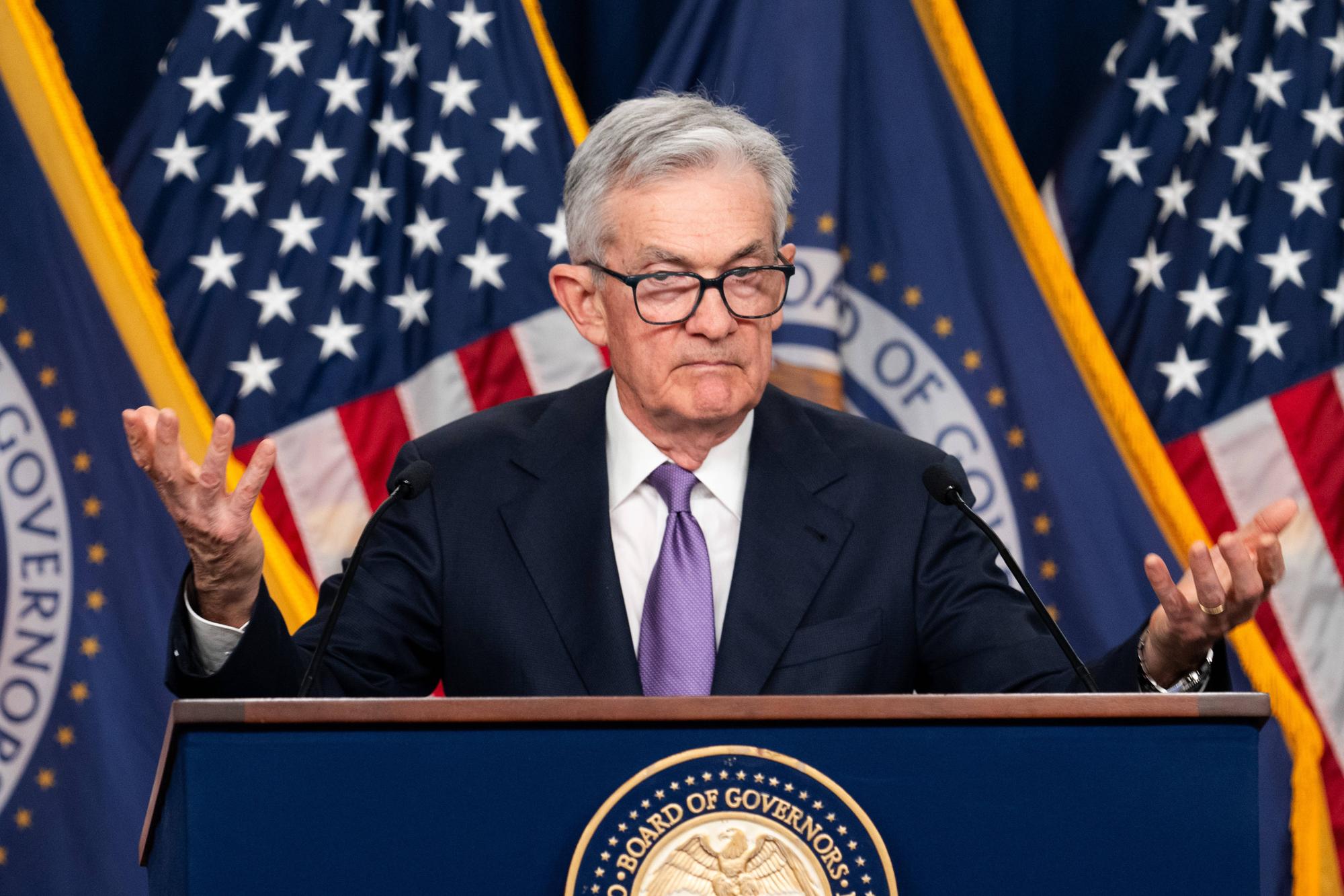 231213 -- WASHINGTON, Dec. 13, 2023 -- U.S. Federal Reserve Chair Jerome Powell attends a press conference in Washington, D.C., the United States, on Dec. 13, 2023. The U.S. Federal Reserve on Wednesday left interest rates unchanged at a 22-year high of 5.25 percent to 5.5 percent as inflation continued to cool, signaling an end to its rate hiking cycle and possible rate cuts next year. U.S.-WASHINGTON, D.C.-FED-INTEREST RATES-UNCHANGED LiuxJie PUBLICATIONxNOTxINxCHN
