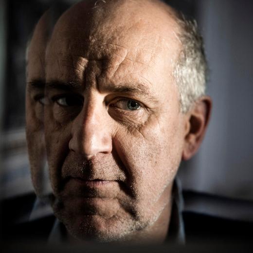 illkirch Graffenstaden, 14 décembre 2023. portrait du dessinateur Blutch, chez lui. Illkirch Graffenstaden, 14 décembre 2023. Portrait du dessinateur Blutch, chez lui.