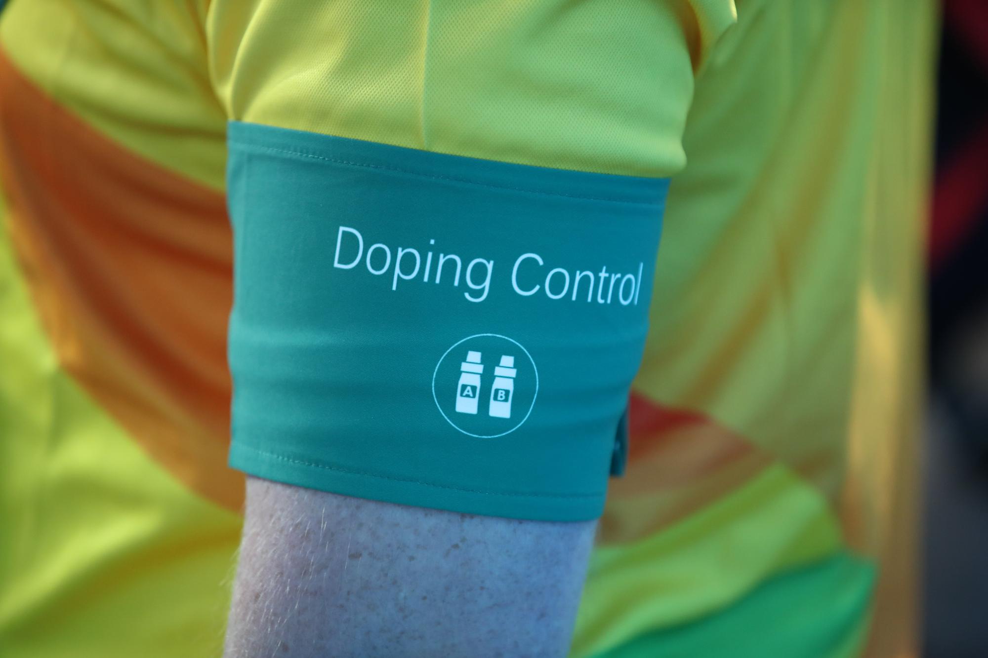 A Doping Control armband at the Men's 3m Springboard Final of the Diving events at the Maria Lenk Aquatics Centre during the Rio 2016 Olympic Games in Rio de Janeiro, Brazil, 16 August 2016. Photo: Friso Gentsch/dpa (KEYSTONE/DPA/Friso Gentsch)