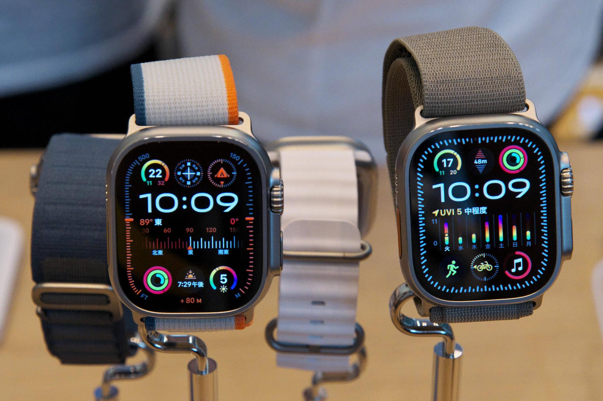 New Apple Watch Ultra 2 are displayed during the launch day at Apple Omotesando store in Tokyo, Japan on Friday, September 22, 2023. PUBLICATIONxINxGERxSUIxAUTxHUNxONLY TKP2023092218 KEIZOxMORI