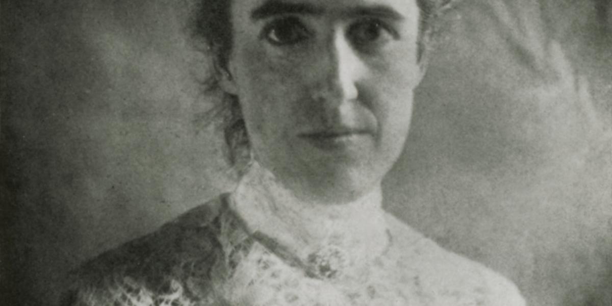 Henrietta Swan Leavitt (1868-1921), US astronomer. Leavitt, the daughter of a church minister, was born in Massachusetts, USA. Despite being a woman and deaf, she decide upon a career in astronomy. She worked as a 'computer' for Pickering at Harvard Observatory from 1893, but by the time of her death from cancer she was head of stellar photometry. She did important work on variable stars, laying the groundwork for them to be used to determine the size and age of the universe. An asteroid and a lunar crater are named in her honour. Photograph published in 1922 in Popular Astronomy (volume 30). (KEYSTONE/SCIENCE PHOTO LIBRARY/ROYAL ASTRONOMICAL SOCIETY/SCIENCE PHOTO LIBRARY)