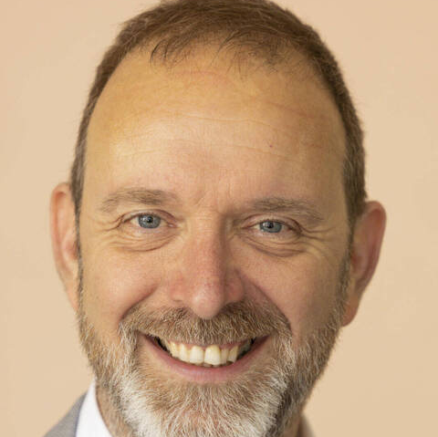 Portrait de l'auteur {this.author.name}}