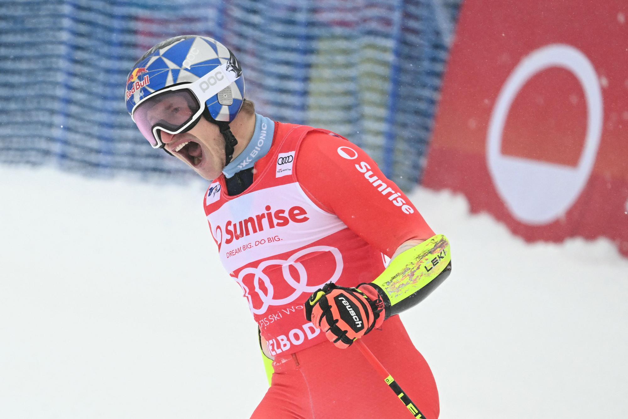 Switzerland's Marco Odermatt reacts after winning in the second run of the Men's Giant Slalom event during the FIS Alpine Ski World Cup event in Adelboden, Switzerland, on January 6, 2024. (Photo by FABRICE COFFRINI / AFP)