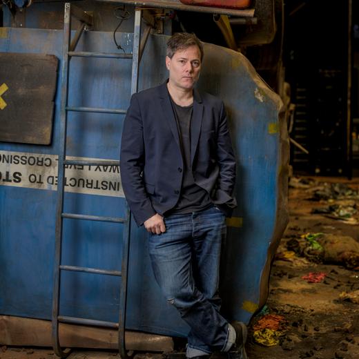 Milo Rau, metteur en scéne de l'opéra Justice de Heèctor Parra au GTG. Genève. 16.1.2024. Eddy Mottaz / Le Temps