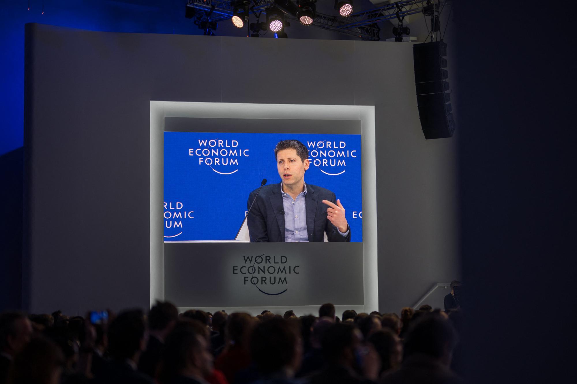 Sam Altman, patron d'OpenAI, l'un des invités phares de l'édition 2024 du WEF.