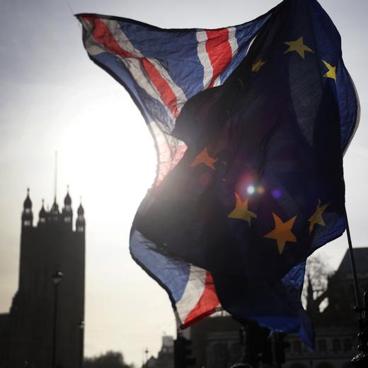 epa11100972 The EU and British flags outside parliament in London, Britain, 24 January 2024. A Recent poll has revealed that the British public now regards Brexit as a failure. According to a poll by Opinium to mark the third anniversary of the UK leaving the European Union, one out of ten people found that leaving the EU had been good for their finances. EPA/ANDY RAIN
