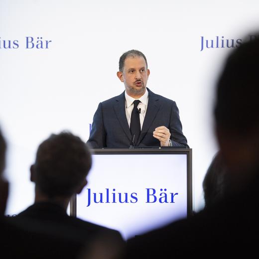 ARCHIVE - ZUM MORGIGEN RUECKTRITT DES JULIUS BAER CEO PHILIPP RICKENBACHER, STELLEN WIR IHNEN FOLGENDES BILDMATERIAL ZUR VERFUEGUNG - Philipp Rickenbacher, CEO der Julius Baer Bank, spricht an der Pressekonferenz zur Praesentation der Jahreszahlen am Montag, 3. Februar 2020 in Zuerich. (KEYSTONE/Ennio Leanza)