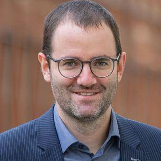 Portrait de l'auteur {this.author.name}}