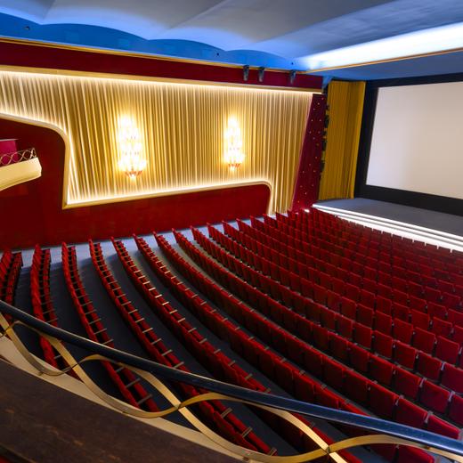 Une vue de la salle Freddy Buache du cinema Capitole lors de la conference de presse de la Cinematheque suisse, de la Ville de Lausanne et la Fondation Capitole sur le nouveau Capitole apres renovation le vendredi 9 fevrier 2024 a Lausanne. (KEYSTONE/Jean-Christophe Bott)