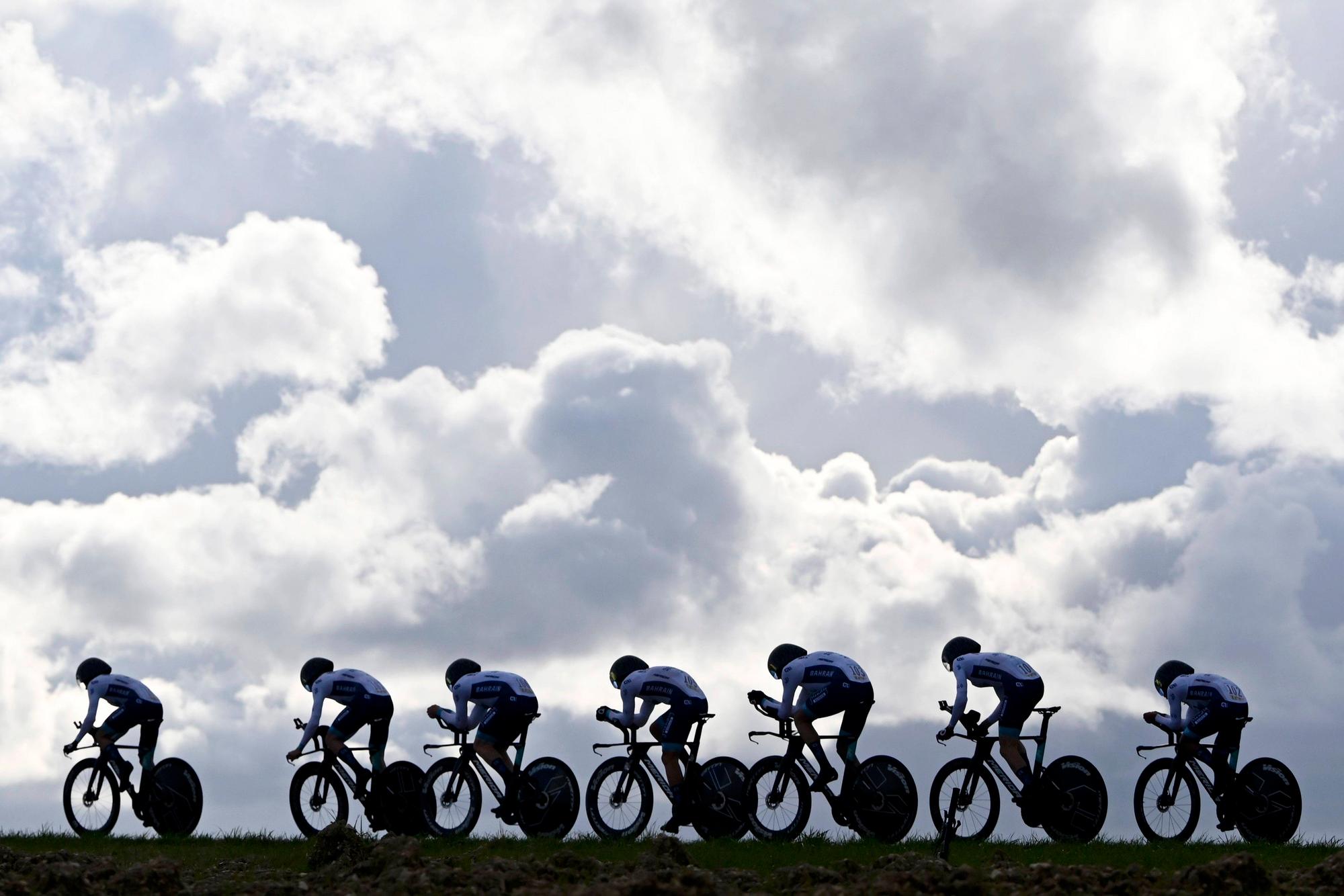 Paris Nice 2024 Stage 3 Auxerre, France - March 5 : team Bahrain - Victorious during stage 3 of the men elite UCI World Tour 82nd edition of Paris - Nice cycling race, a team time trial stage of 26,9 kms with start in Auxerre and finish in Auxerre on March 05, 2024 in Auxerre, France, 05/03/2024 Motordriver Kenny Verfaillie - Auxerre France PUBLICATIONxNOTxINxFRAxBEL Copyright: xVincentxKalutx