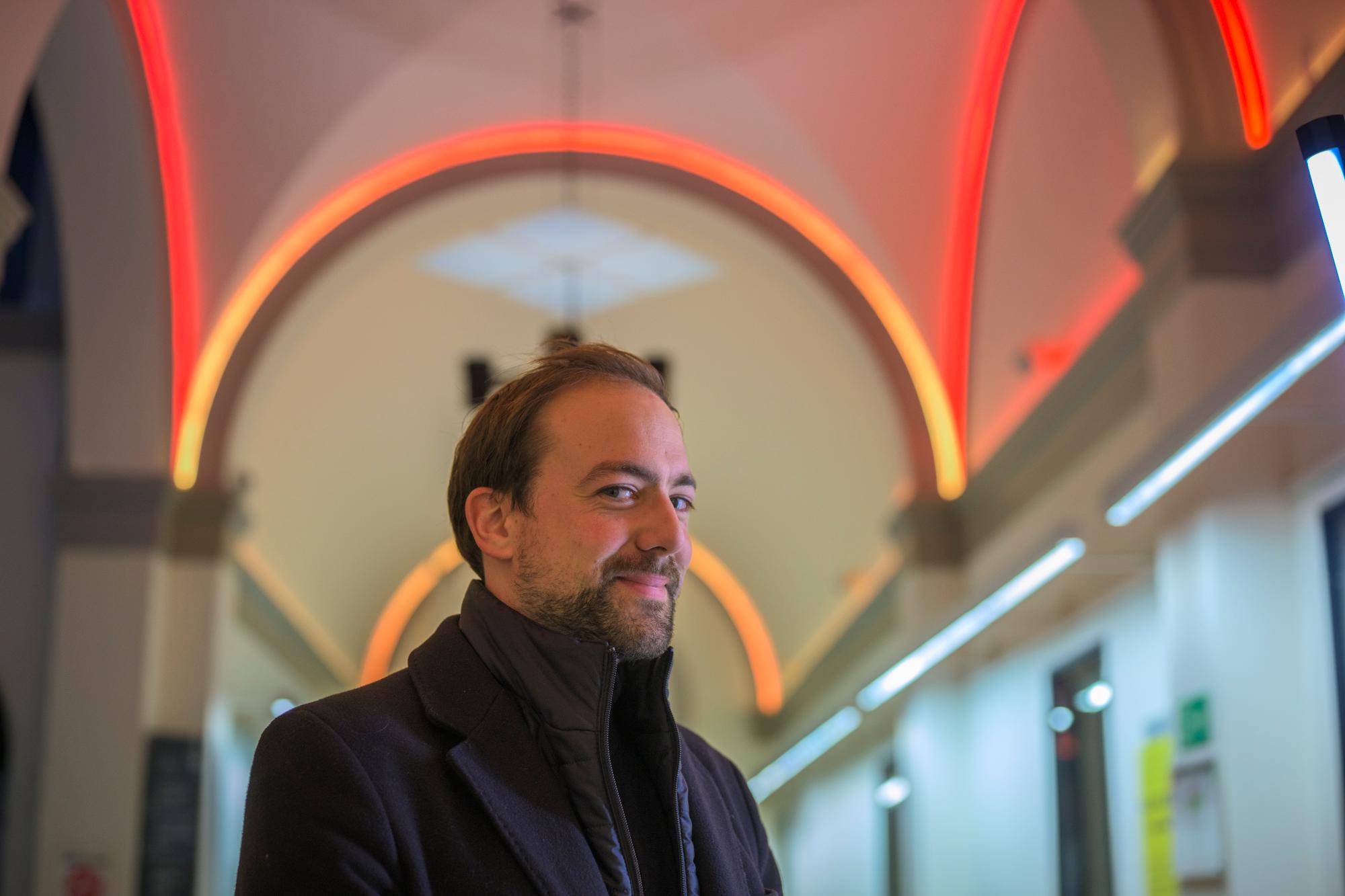 Jeune cinéaste genevois, Baptiste Vuillemin était nominé aux derniers Césars, pour un court-métrage sélectionné dans près de 60 festivals.